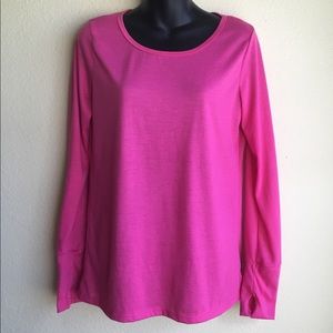 2 Long sleeved t-shirts